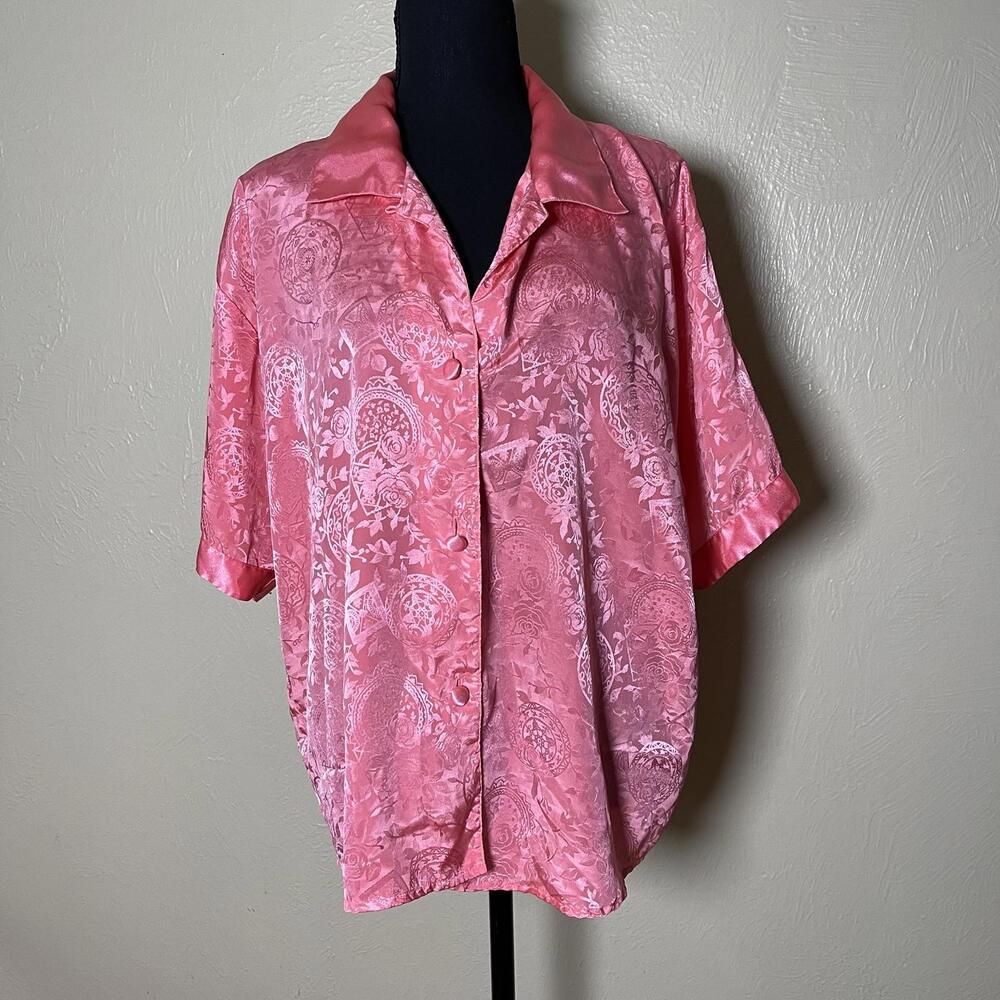 Small Pen Mark Vintage Victoria’s Secret Pink Jacquard Button Down – Size Large